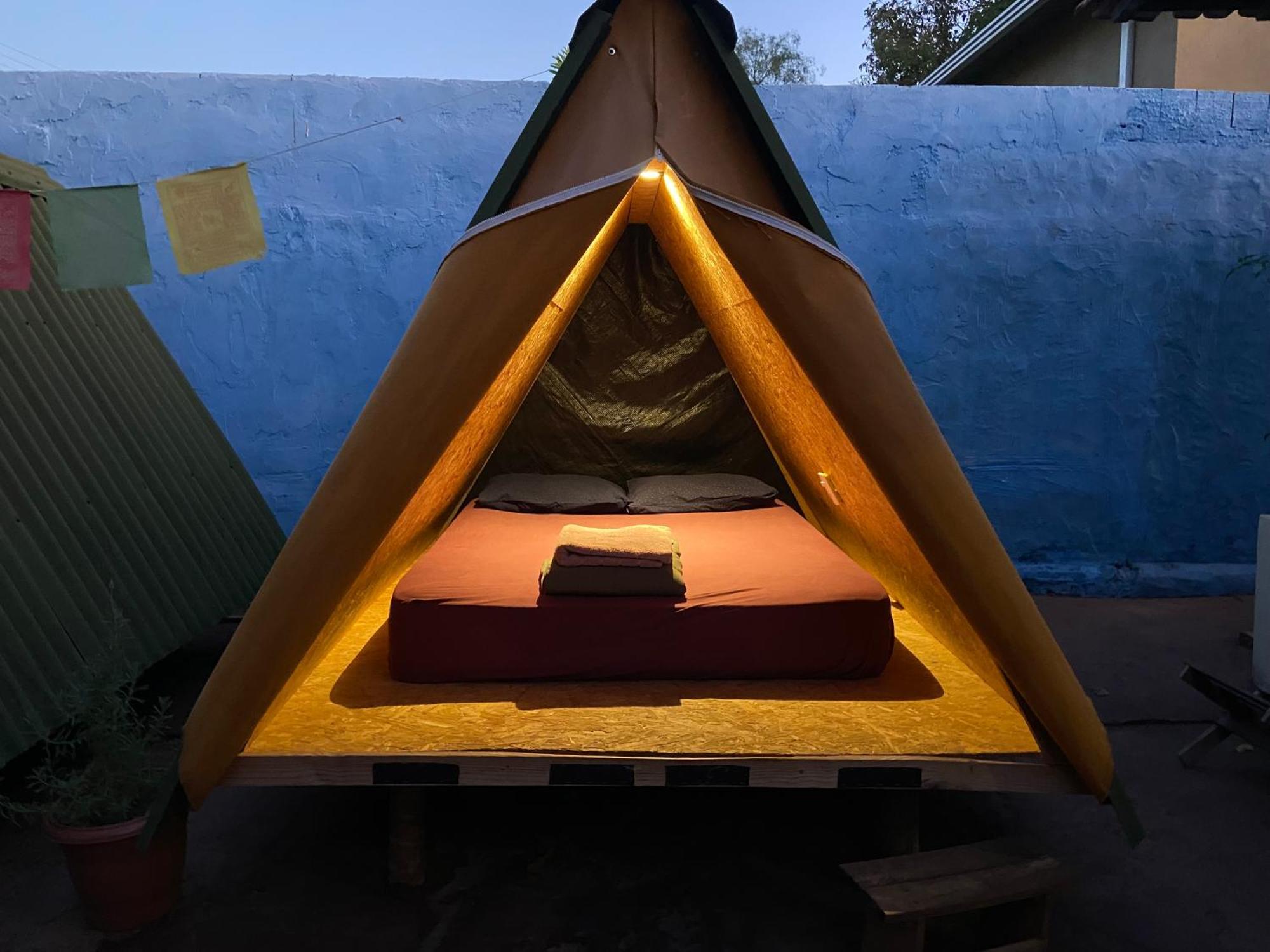 Ashram Apg Guest house *